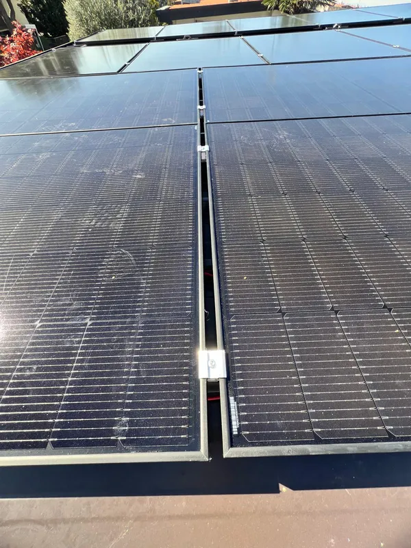 Impianto fotovoltaico su tetto residenziale